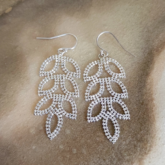 Sterling Silver Mesh Leaf Earrings - Picture 3 of 5